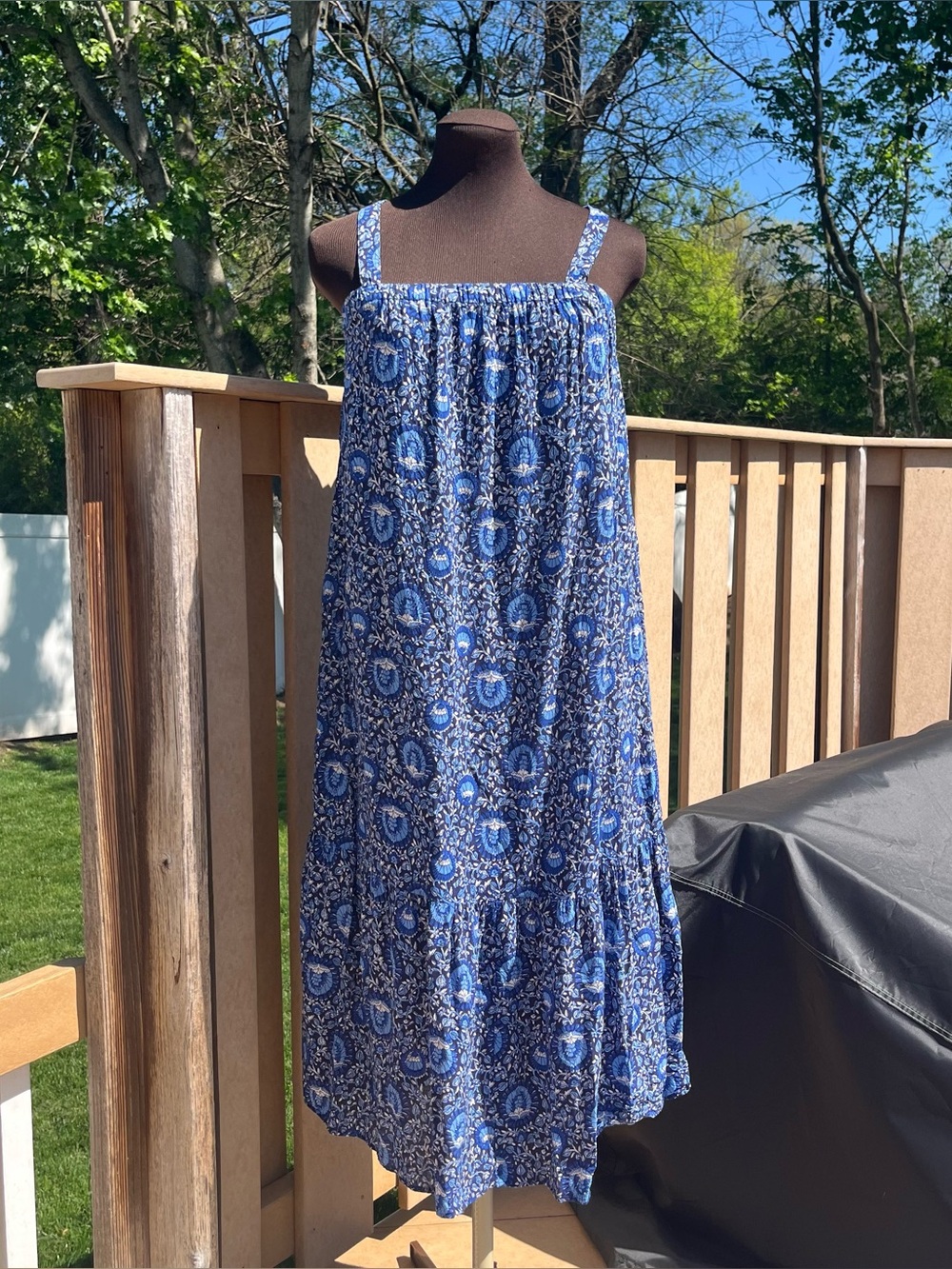 Old Navy Women’s Blue Floral Sleeveless Tie Back Ruffled Midi Dress Sz S Petite